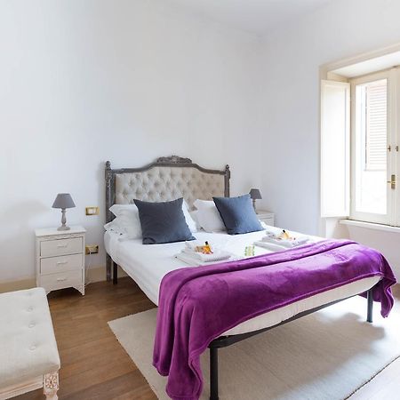 Capital Navona Luxury Apartment Casa E Appartamento Per Vacanze Рим Екстер'єр фото