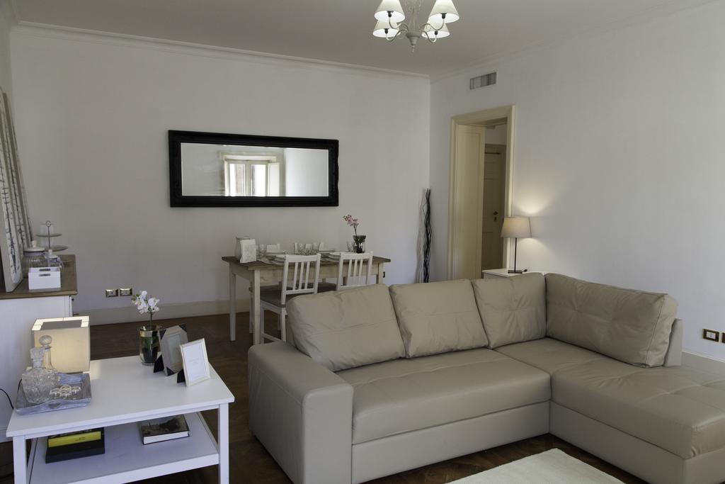 Capital Navona Luxury Apartment Casa E Appartamento Per Vacanze Рим Екстер'єр фото